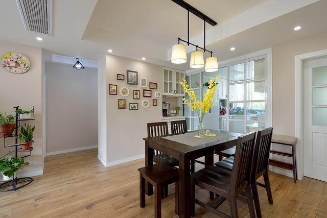 昆明90后美女设计师，半包7万却装出了几十万的效果！